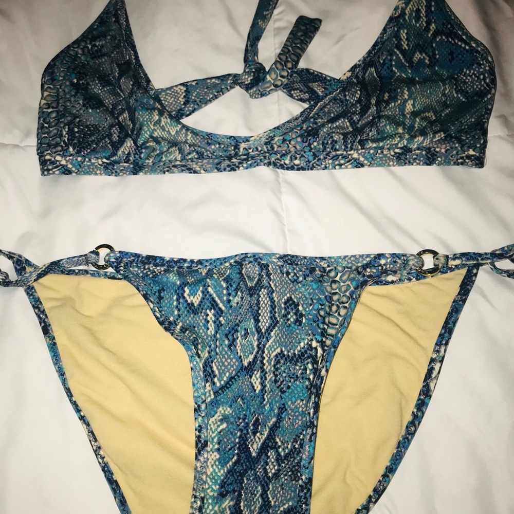 BCBG snake print blue bikini